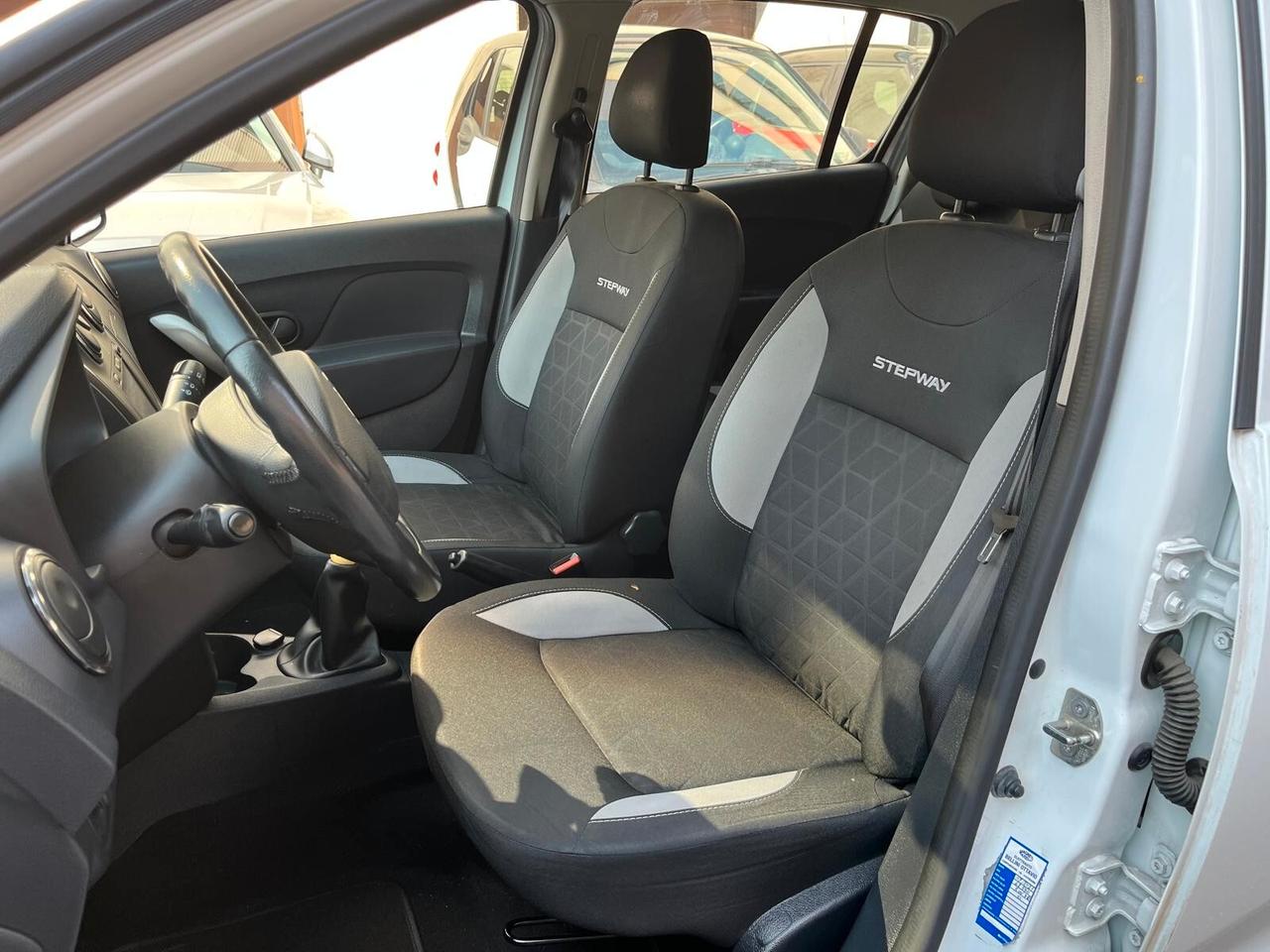 Dacia Sandero 1.5 dCi 8V 75CV