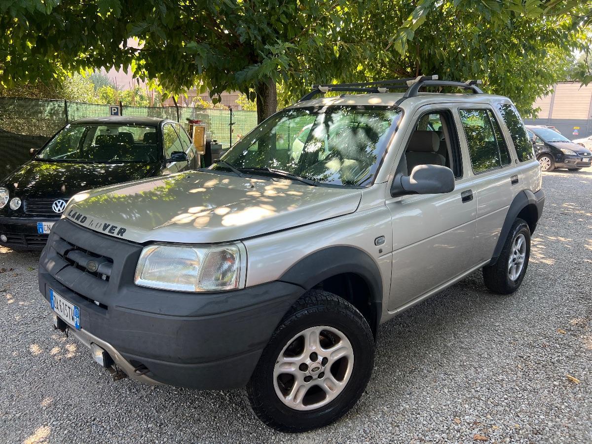 LAND ROVER - Freelander SW 2.0 td4 E