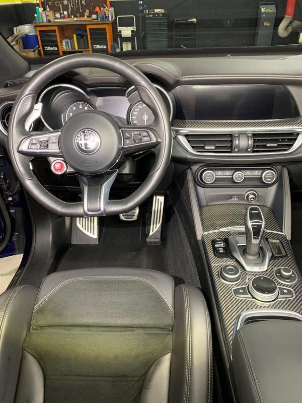 Alfa Romeo Stelvio 2.9 V6 Biturbo 510CV Quadrifoglio AT8 Q4 MATRIX LED