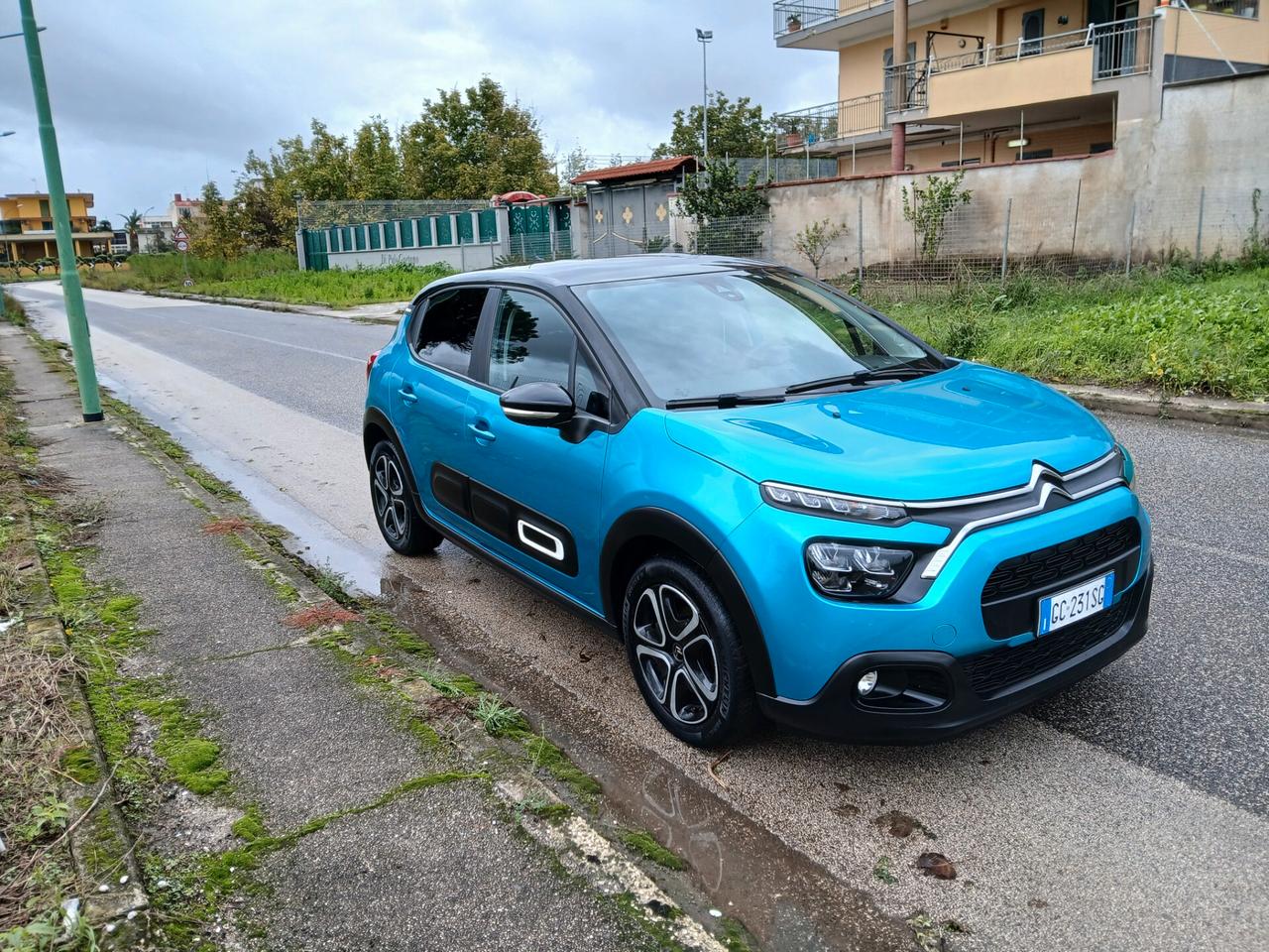 Citroen C3 PureTech 83 Shine Pack PARI AL NUOVO