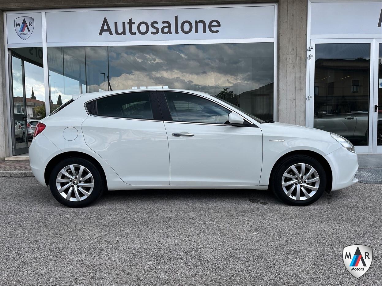 Alfa Romeo Giulietta 1.6 JTDm-2 105 CV Distinctive