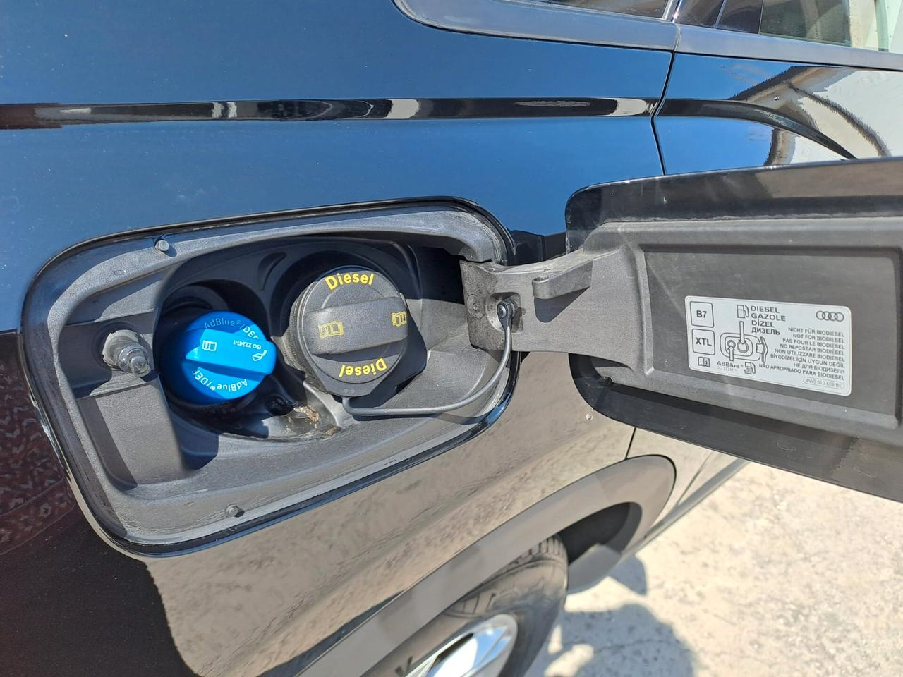 Audi Q3 35 TDI S tronic Business
