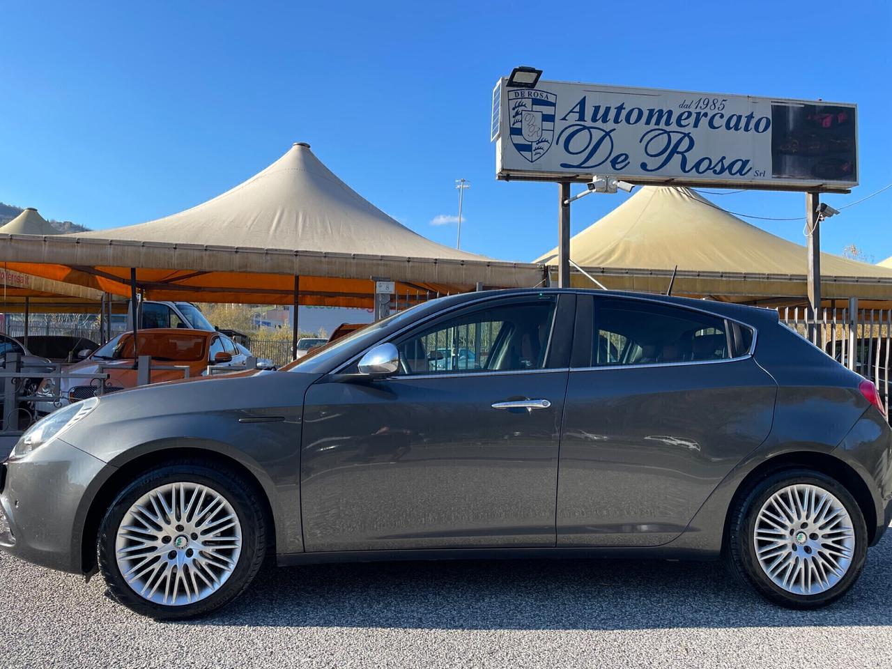 Alfa Romeo Giulietta DISTINTIVA