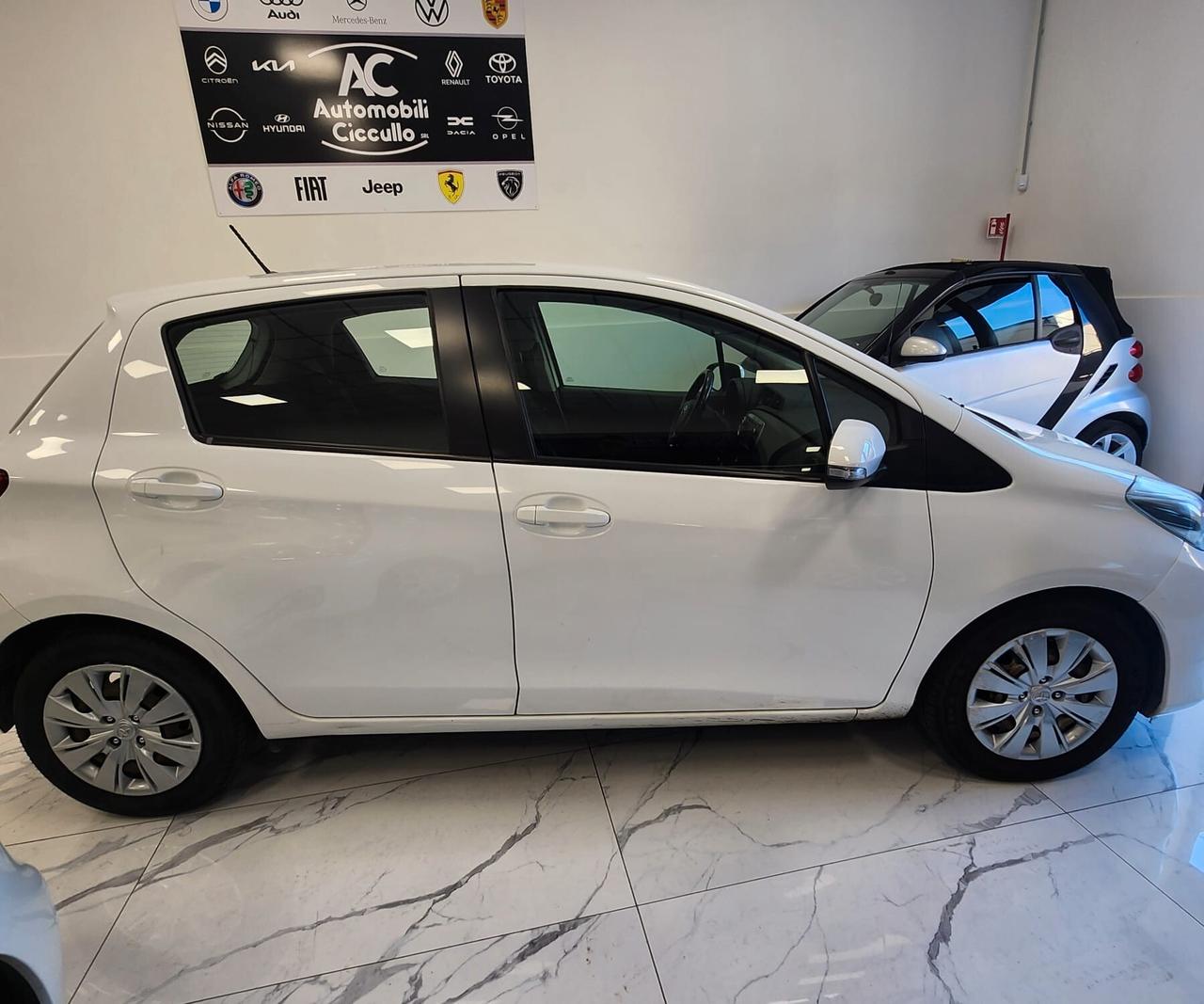 Toyota Yaris 1.4 D-4D 5 porte Lounge
