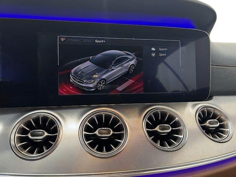 Mercedes-Benz Classe E Cpé E 220 d 4Matic Premium Plus