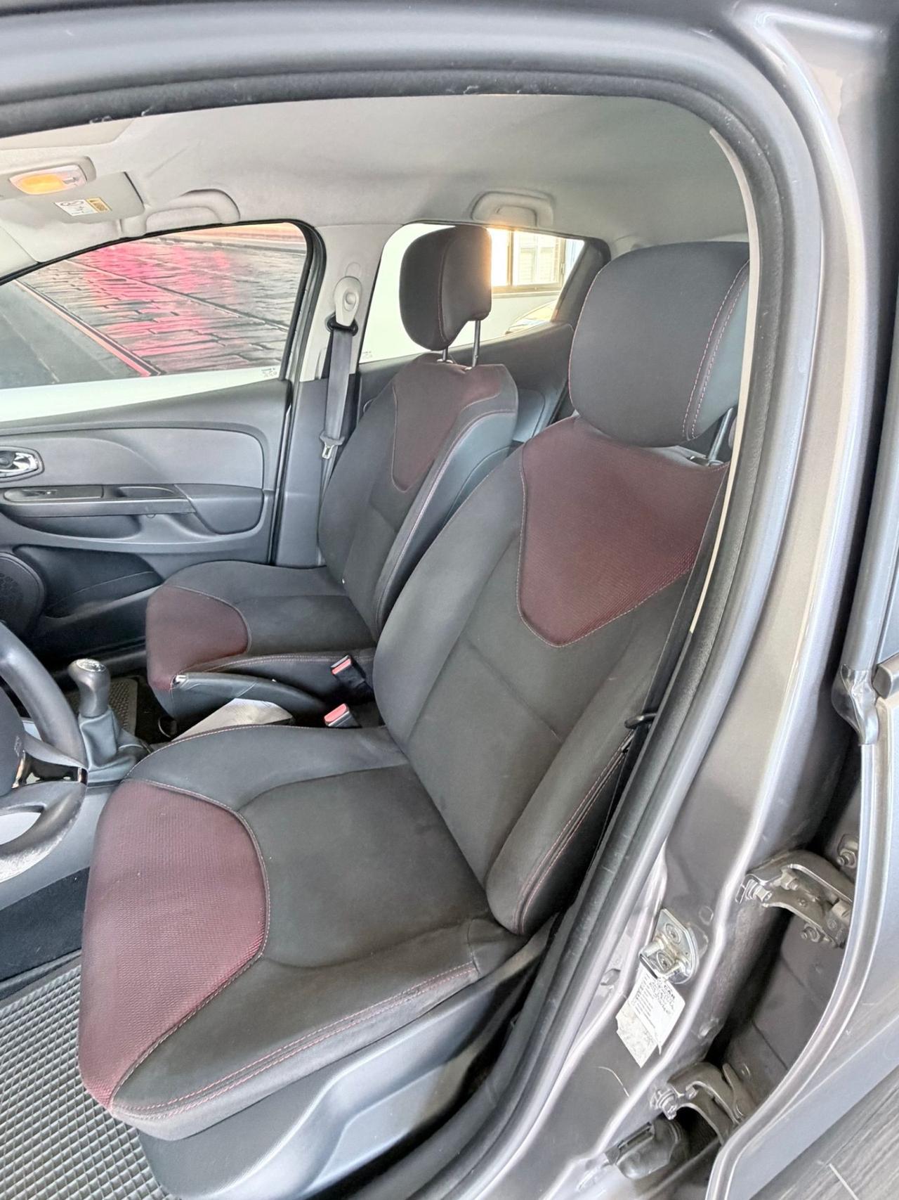 Clio 1.2 75CV GPL CASA MADRE