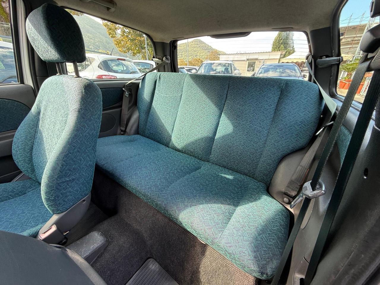 Lancia Y 1.2i 16V cat LS