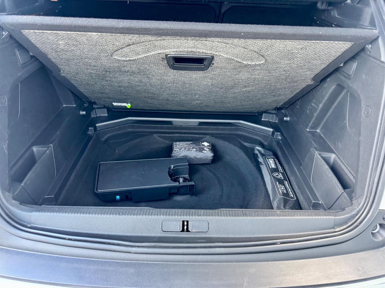Peugeot 3008 BlueHDi 130 S&S EAT8 Allure Pack