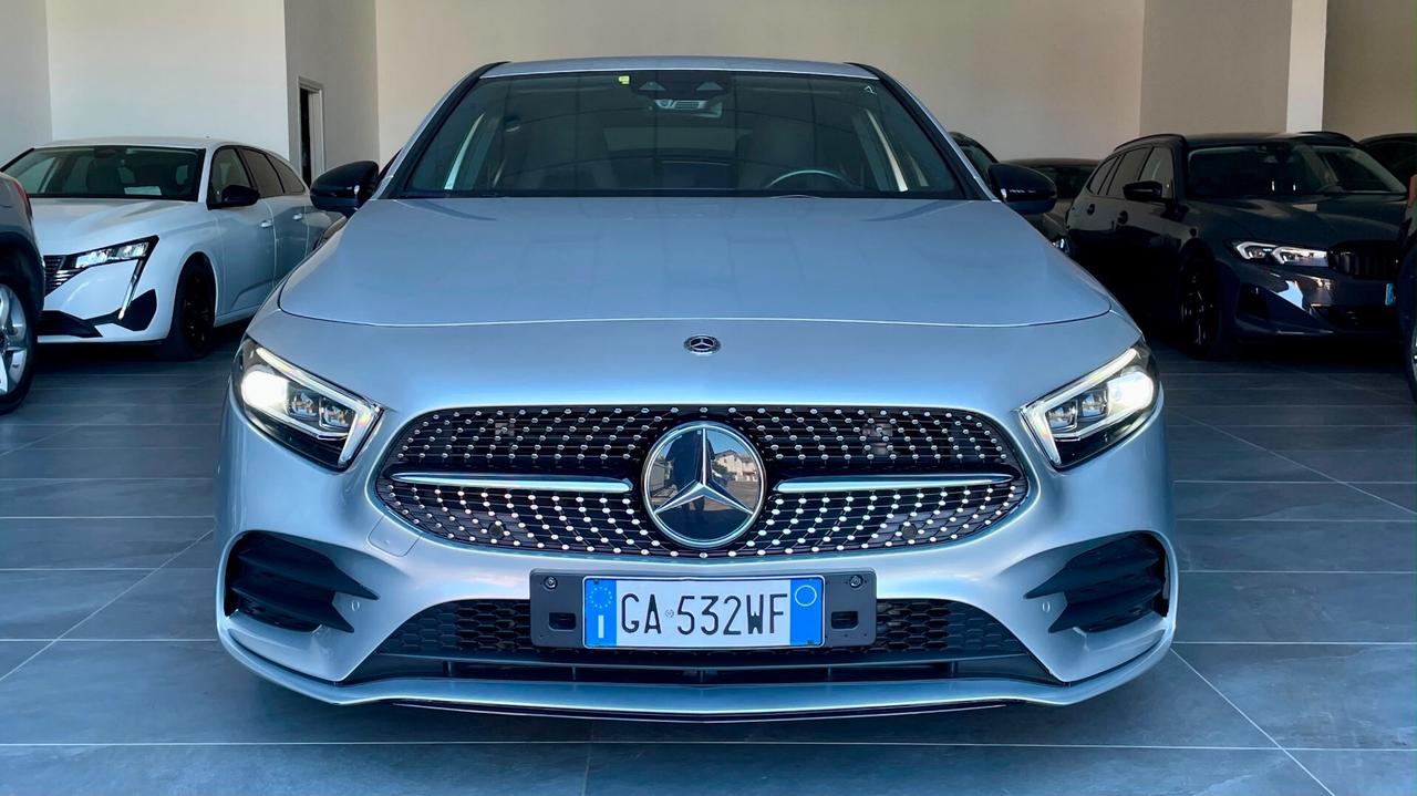 MERCEDES-BENZ CLASSE A250 2.0 PREMIUM 4-MATIC 224CV - ALCANTARA, SEDILI RISCALDABILI, PACCHETTO LUCI
