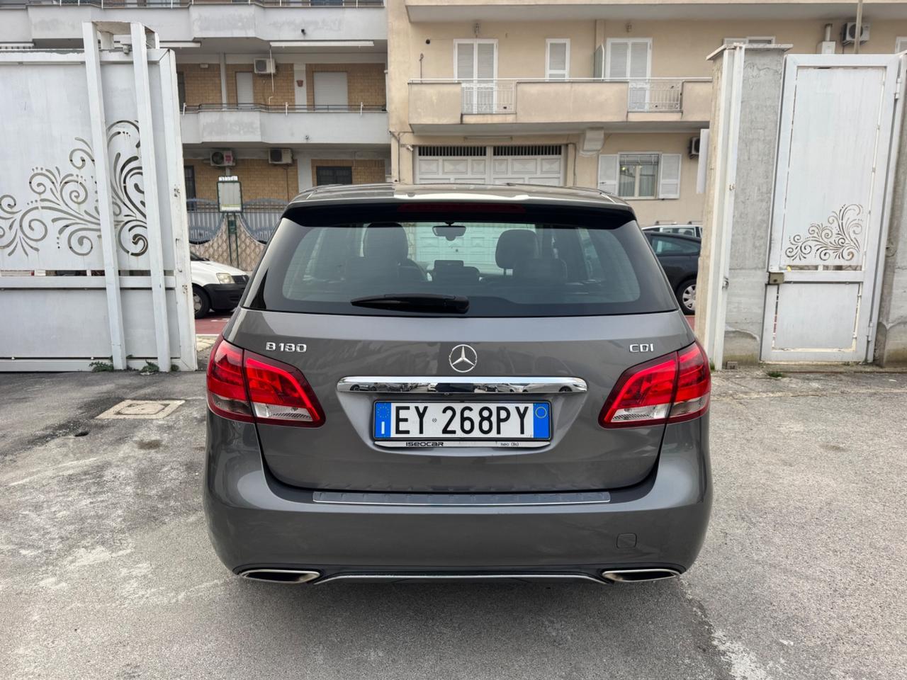 Mercedes-benz B180 1.5 DIESEL 109CV PREMIUM 11/2015
