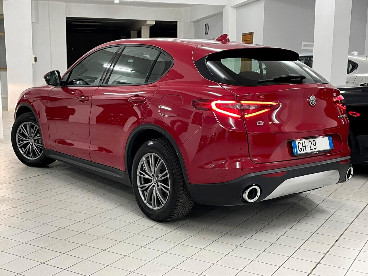 Alfa Romeo Stelvio 2.2 TD 190 CV BUSINESS Q4 DISTRIBUZIONE ESEGUITA