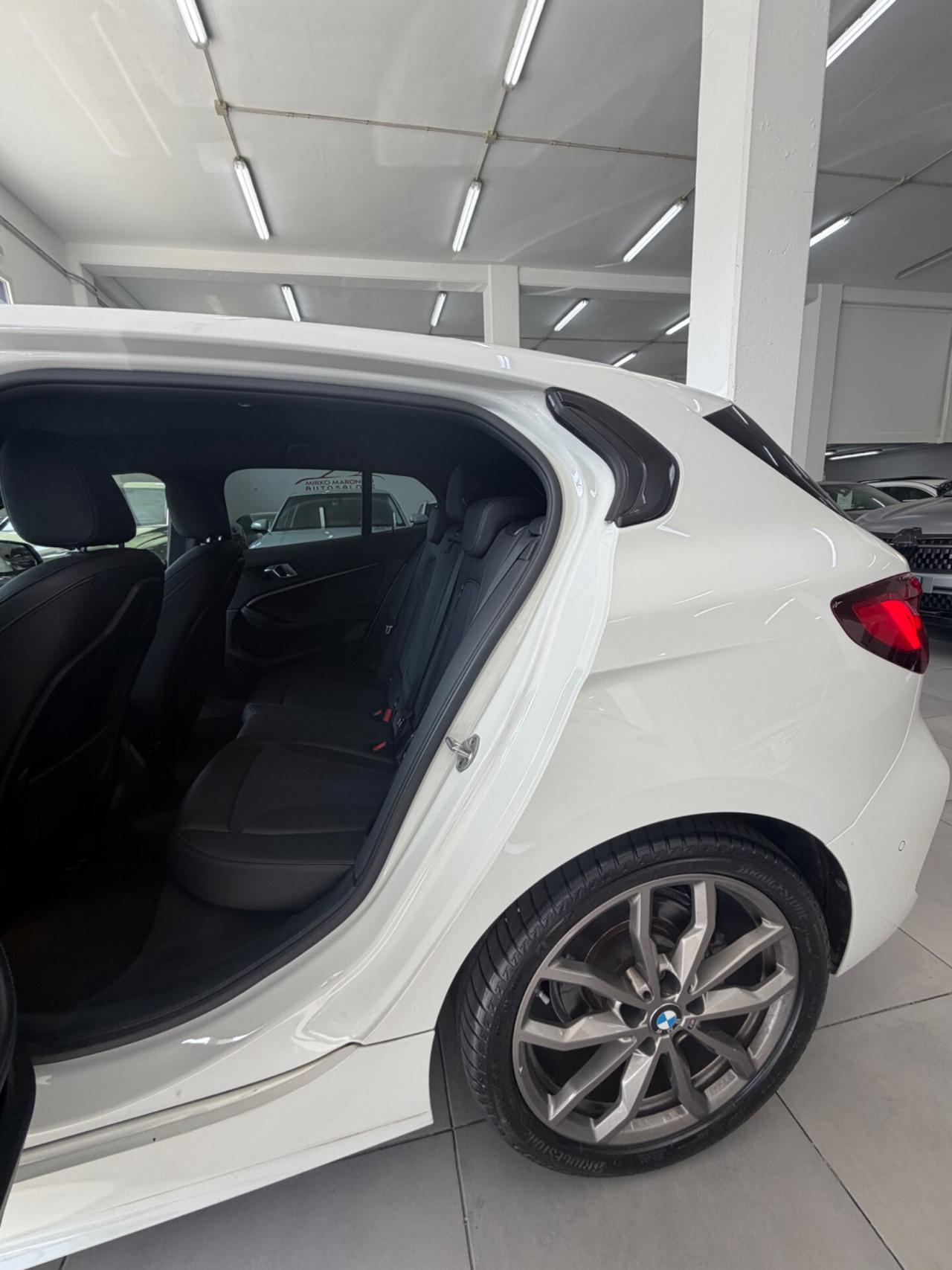Bmw serie 1 118d 5p. M SPORT FINANZIABILE