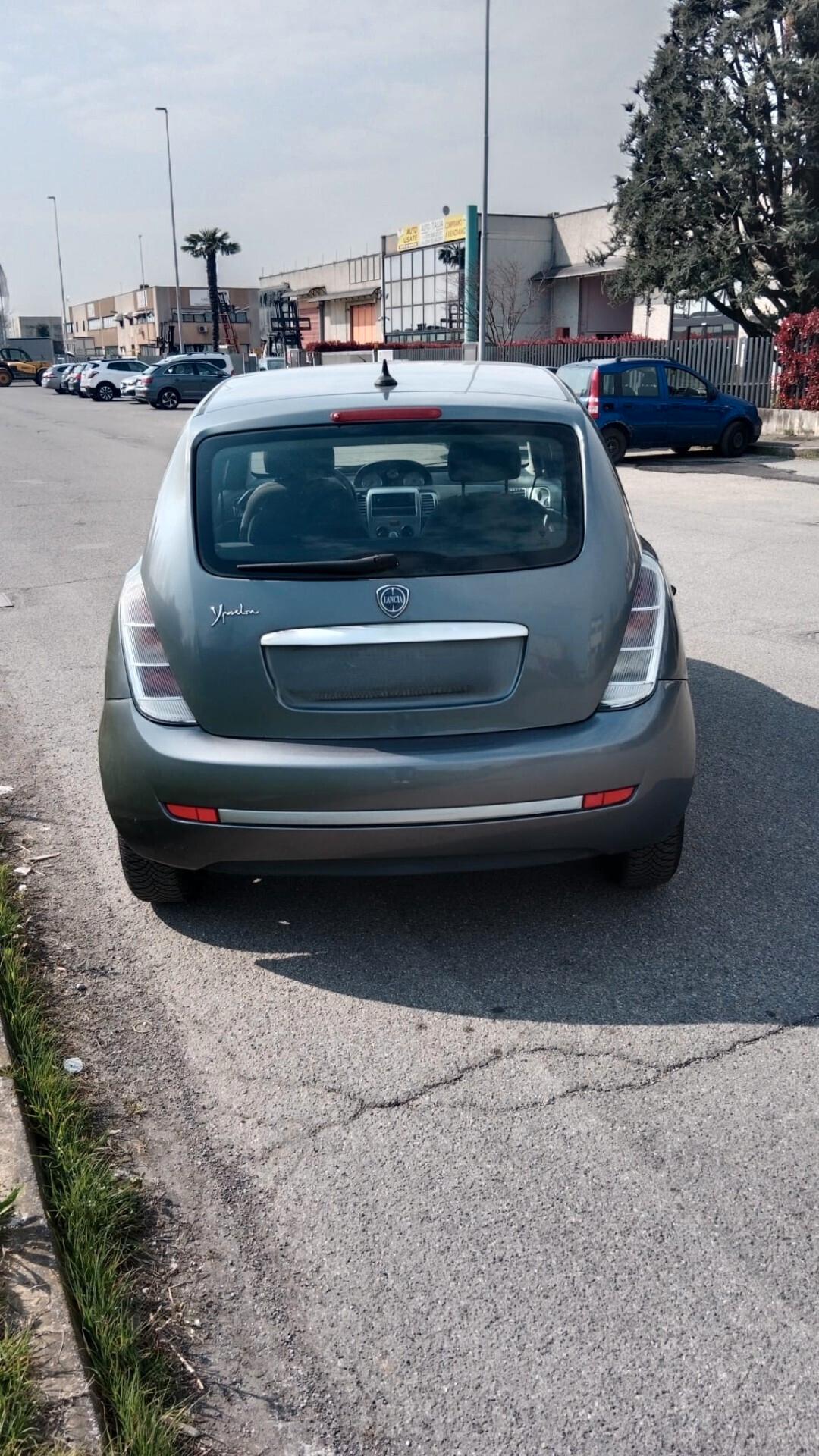 Lancia Ypsilon 1.4 Oro