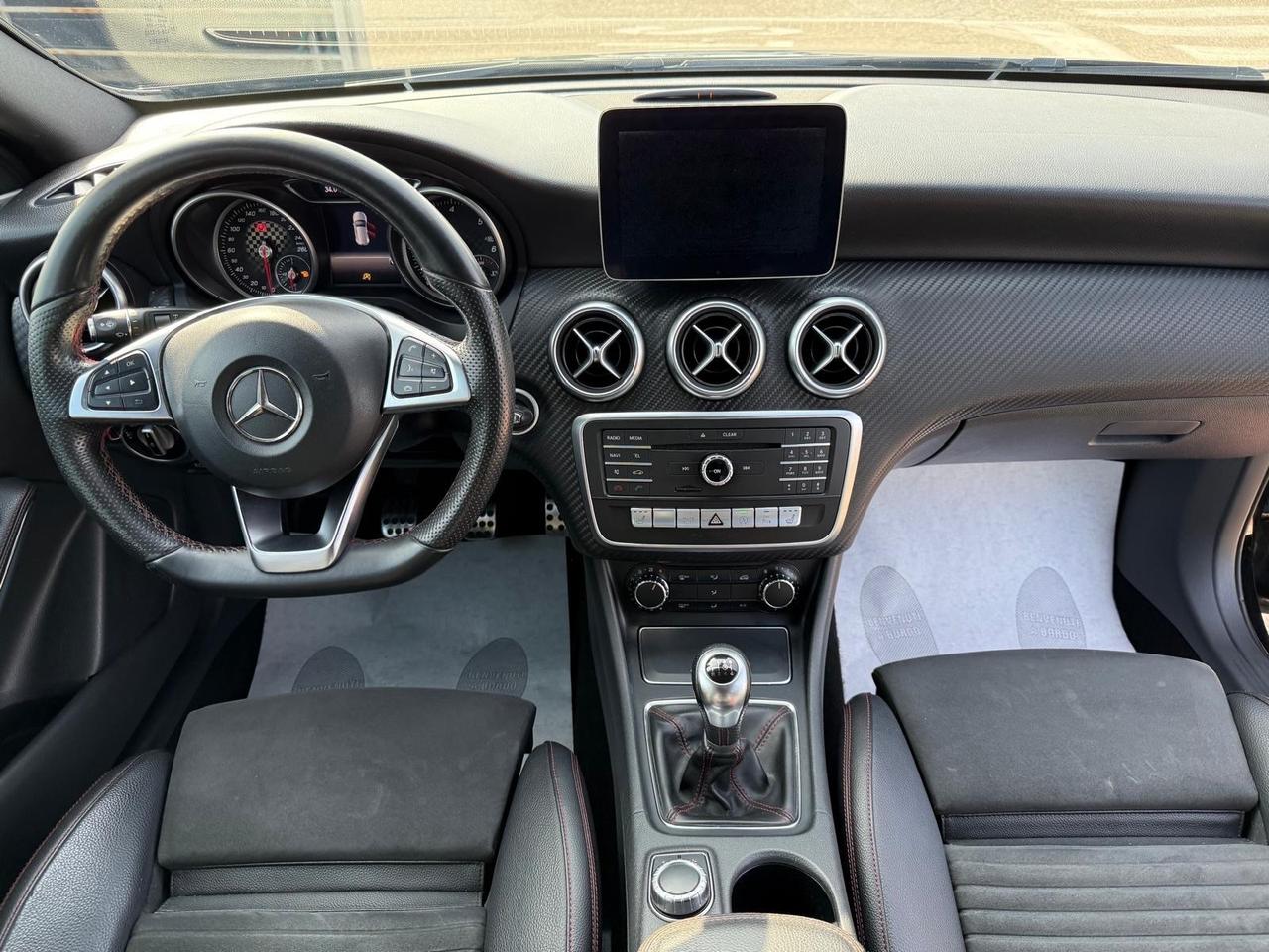Mercedes-benz A 200d Premium AMG UNICO PROPRIETARIO