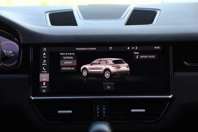 PORSCHE Cayenne 3.0 V6