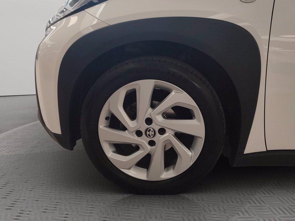 TOYOTA Aygo x 1.0 active 72cv s-cvt del 2022