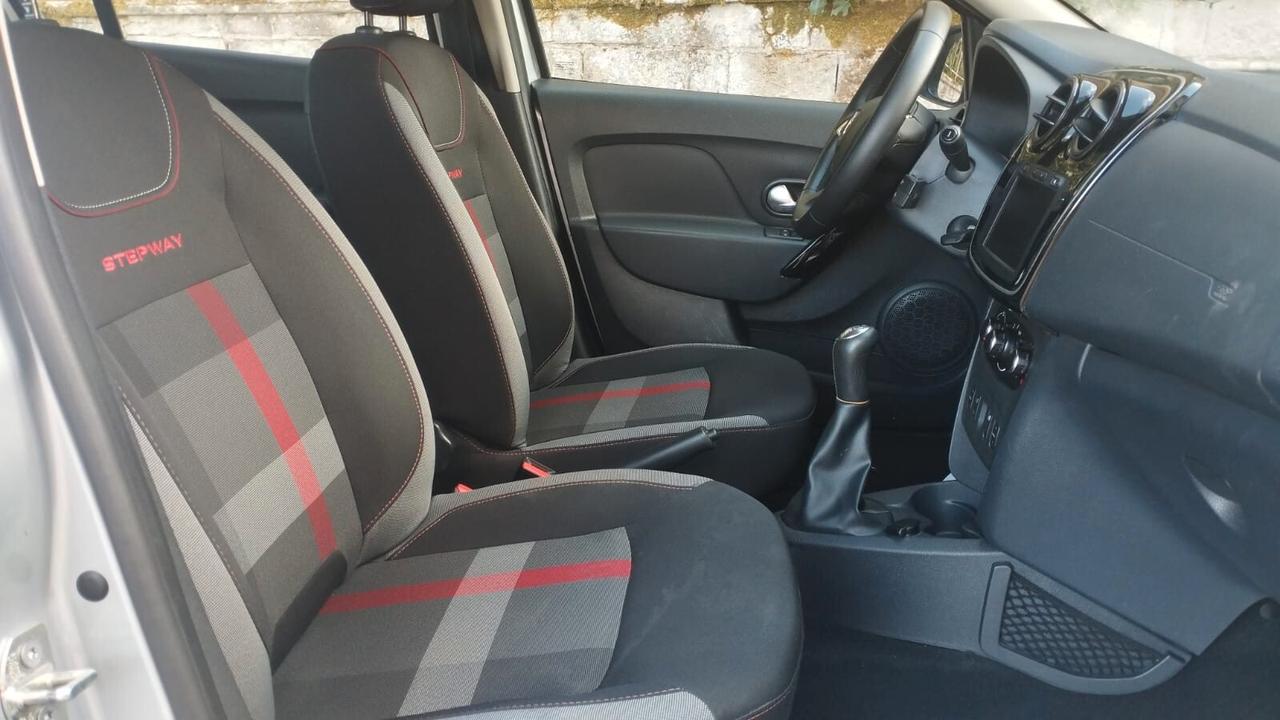 Dacia Sandero Stepway 1.0 TCe 90CV 32.000km