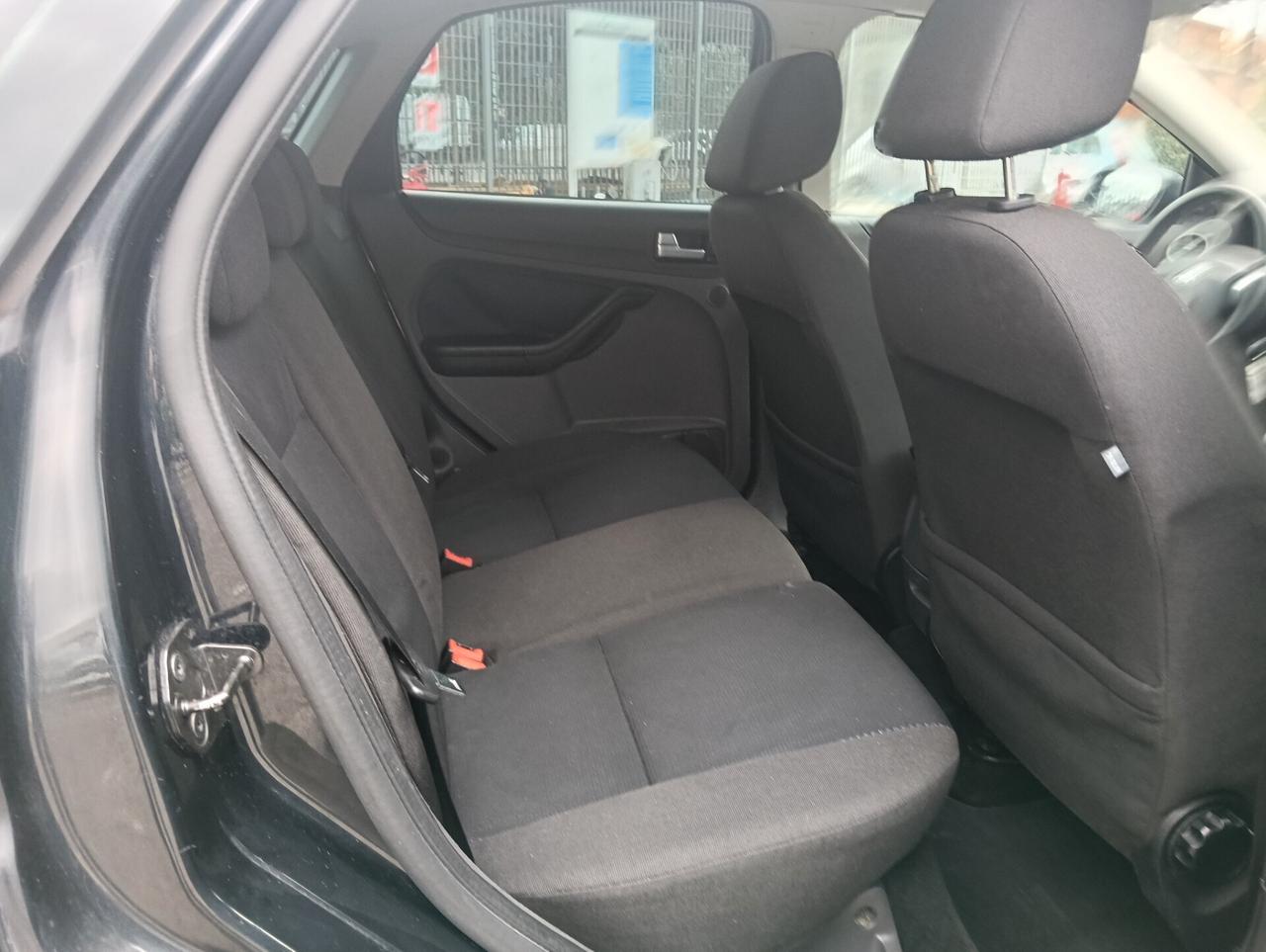 Ford Focus C-Max 1.6 TDCi (90CV) 5p.