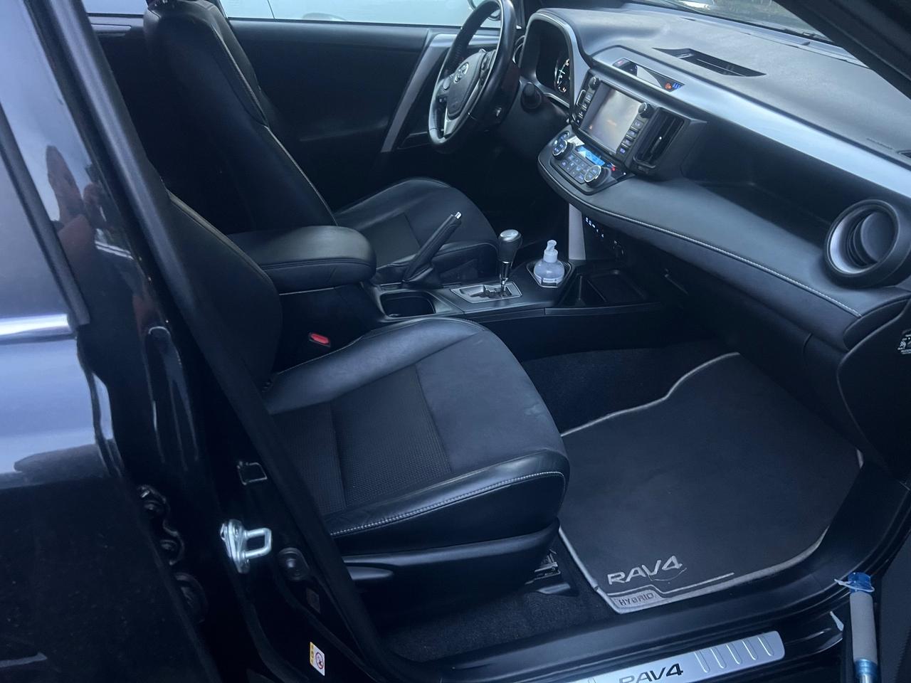Toyota RAV 4 RAV4 2.5 Hybrid 4WD Lounge
