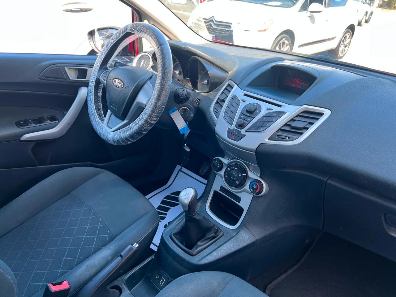 Ford Fiesta 1.4 TDCi 70CV 5 porte Titanium