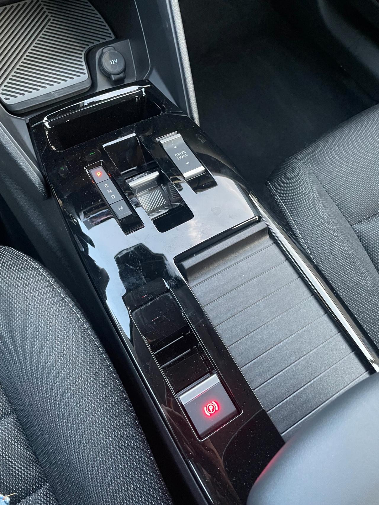 CITROEN C4 PureTech 130 S&S EAT8 PLUS