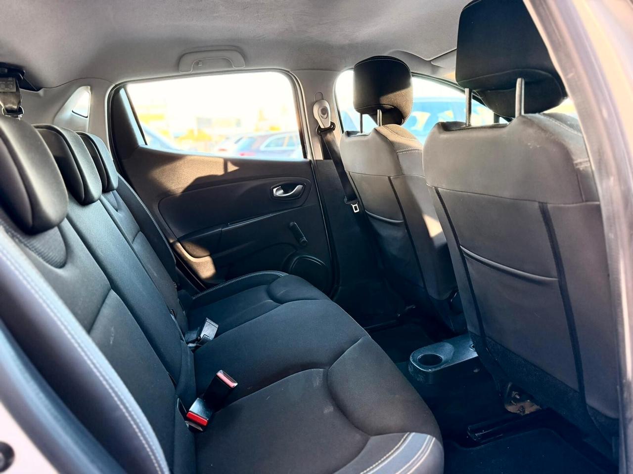 Renault Clio dCi 8V 75 CV Start&Stop 5 porte Energy Duel