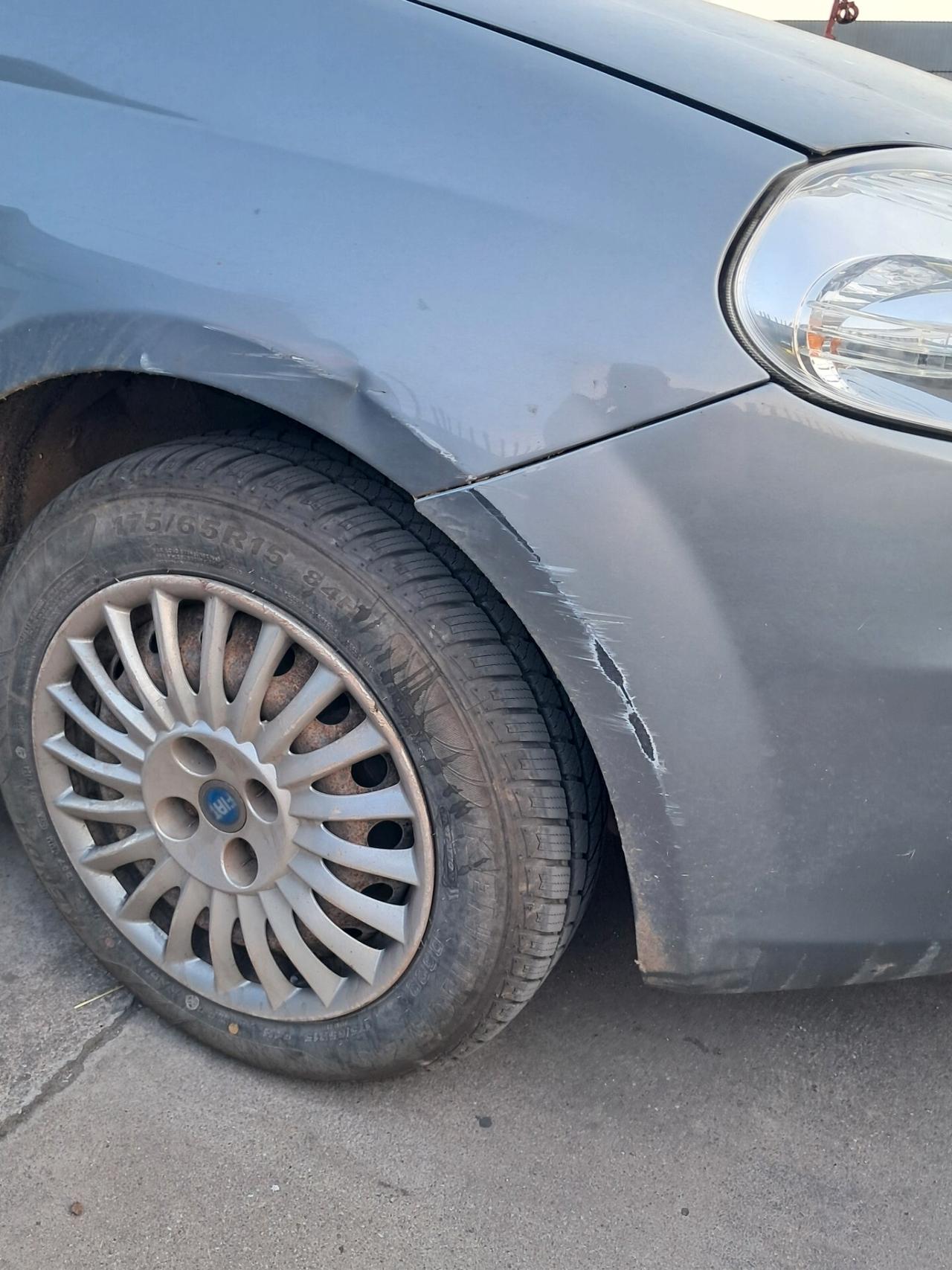 Fiat Grande Punto 1.2 benzina per neopatentati