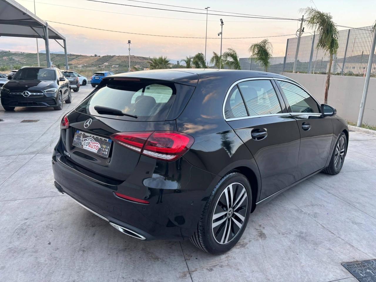 Mercedes-benz GLA 180 d Automatic Business :”:”:”: