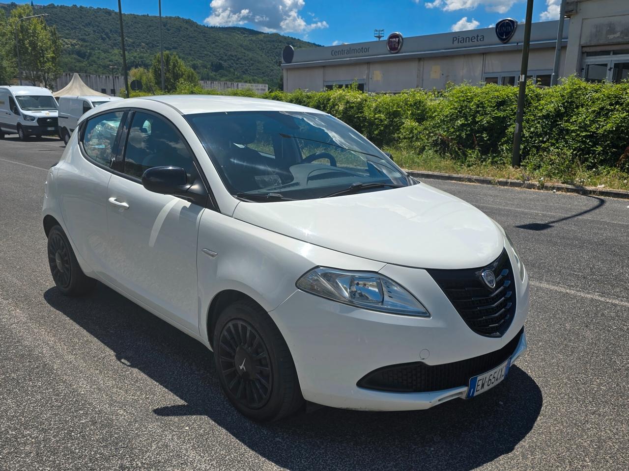 Lancia Ypsilon 1.2 69 CV 5 porte GPL Ecochic Platinum