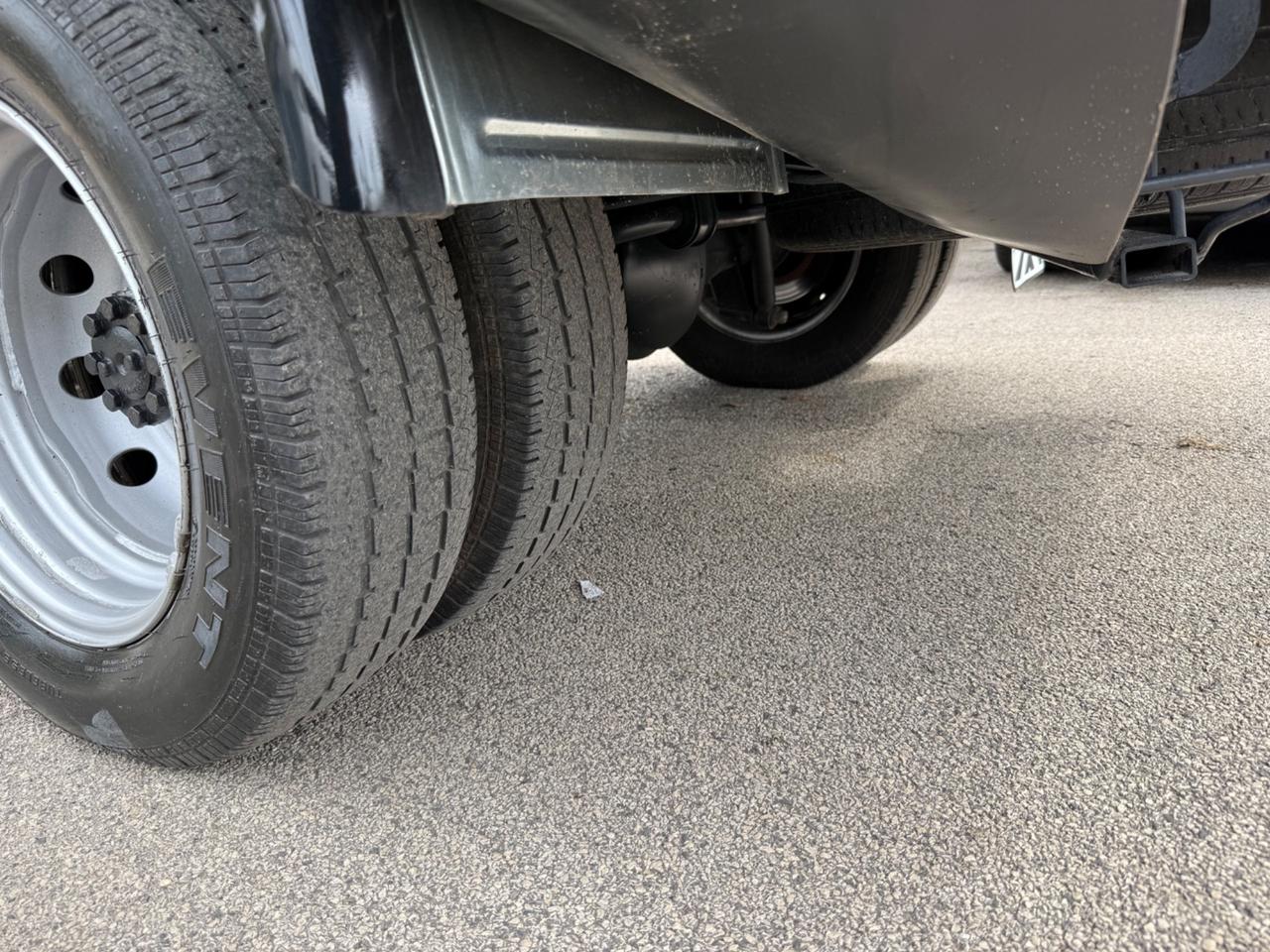 Nissan Cabstar Ribaltabile con Gru 35.15