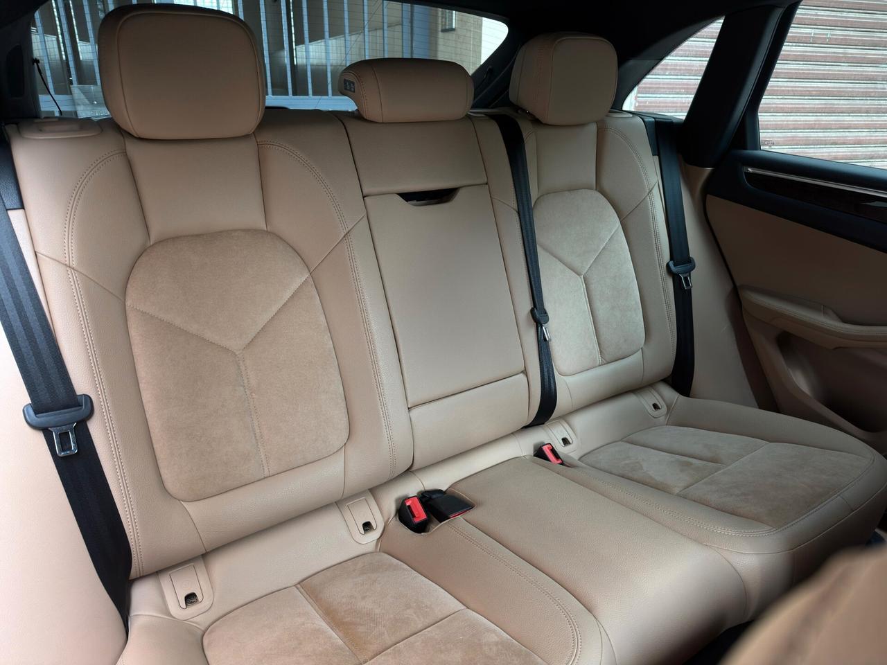 Porsche Macan 2.0 245 cv PDK