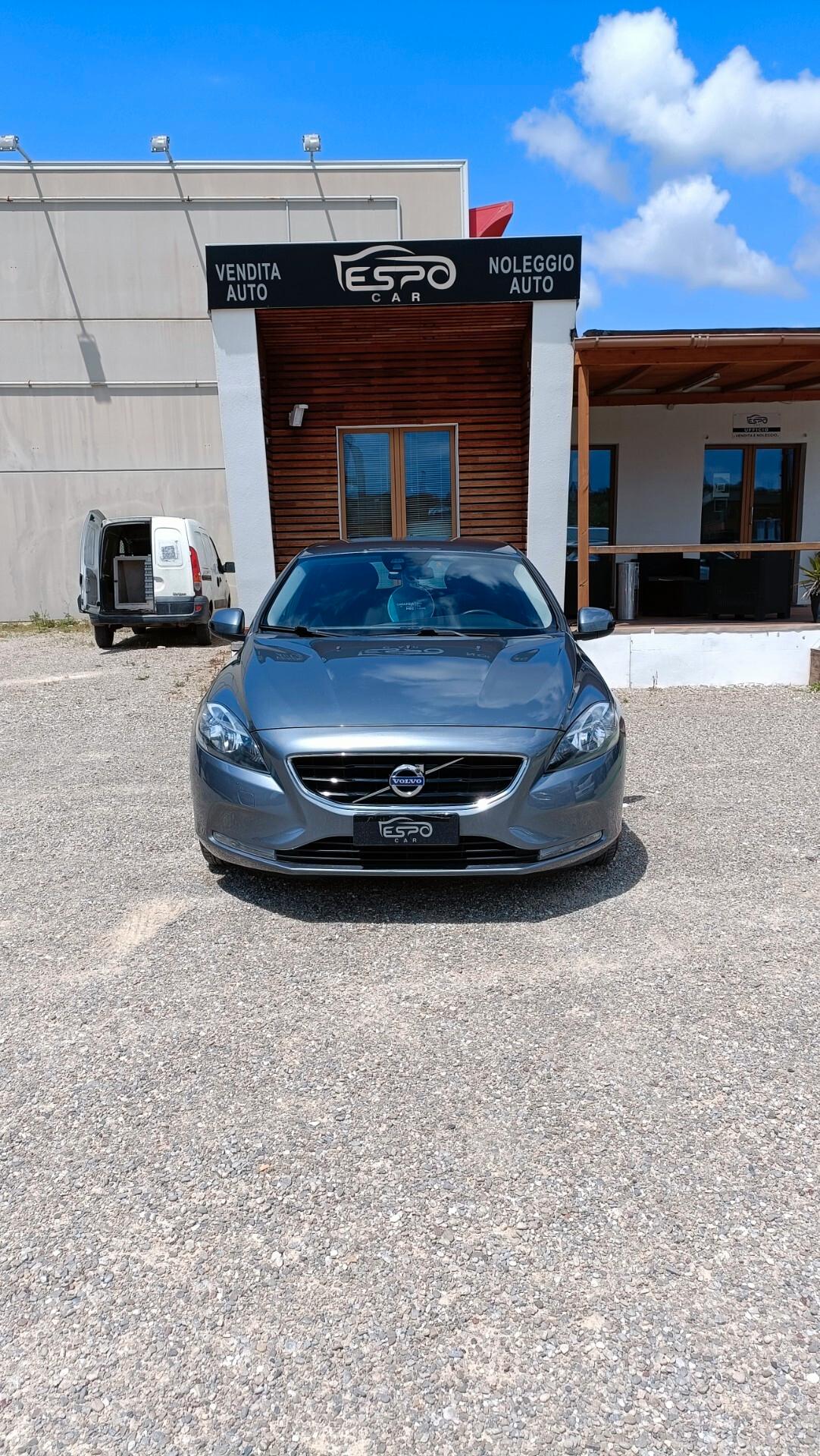 Volvo V40 D2 Momentum