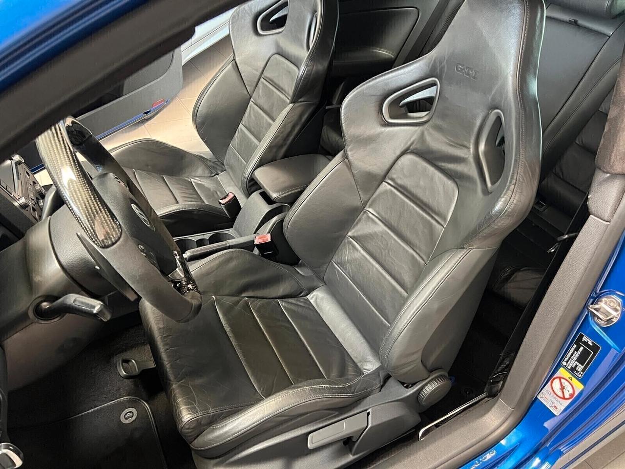 Volkswagen Golf R32 TURBO 675 CV