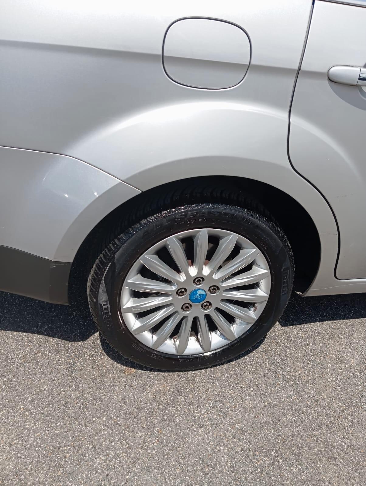Ford Galaxy 2.0 TDCi 163 CV Powershift Titanium