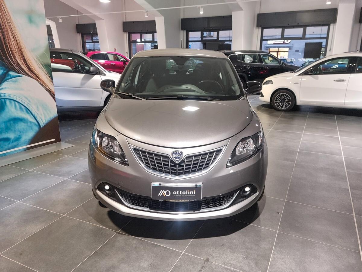 Lancia Ypsilon Gold 1.0 Hybrid 70cv AZIENDALE