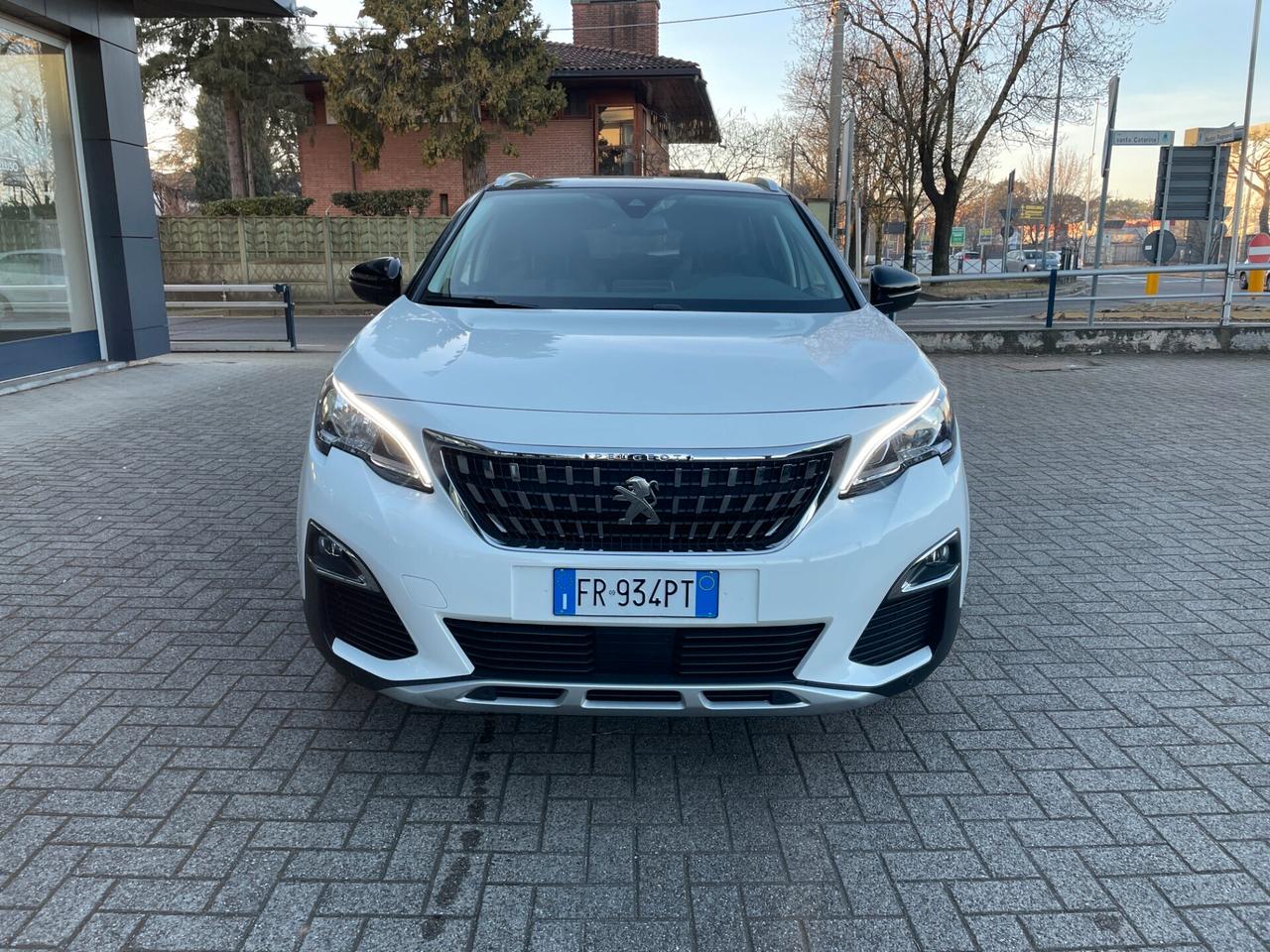 Peugeot 3008 BlueHDi 130 EAT8 Allure