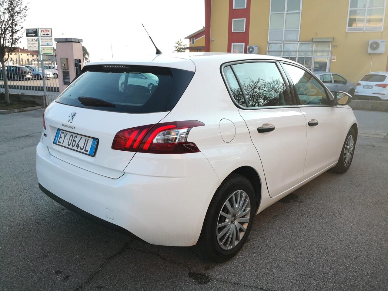 Peugeot 308 1.6 HDi 92 CV *** OK NEOPATENTATI ***