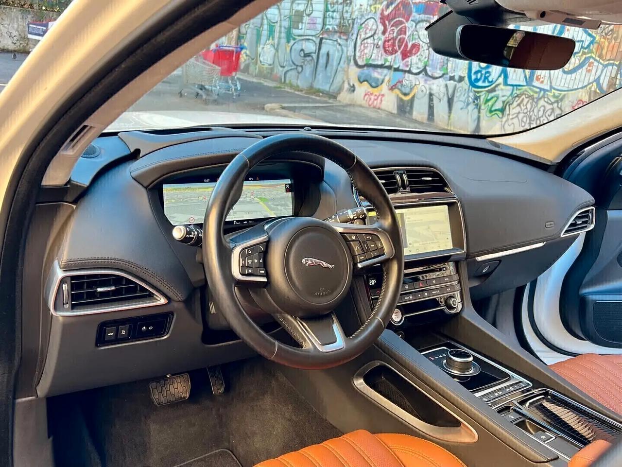 Jaguar F-Pace 2.0 300 CV AWD aut. Portfolio