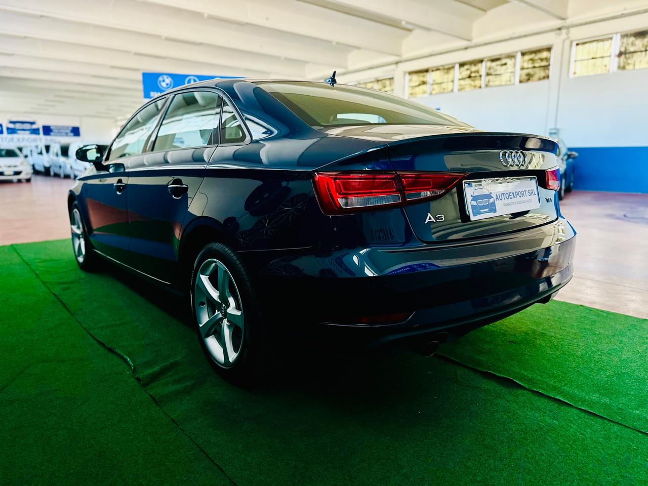 Audi A3 Sedan 1.6 TDI 116 CV/ok neopat/2018