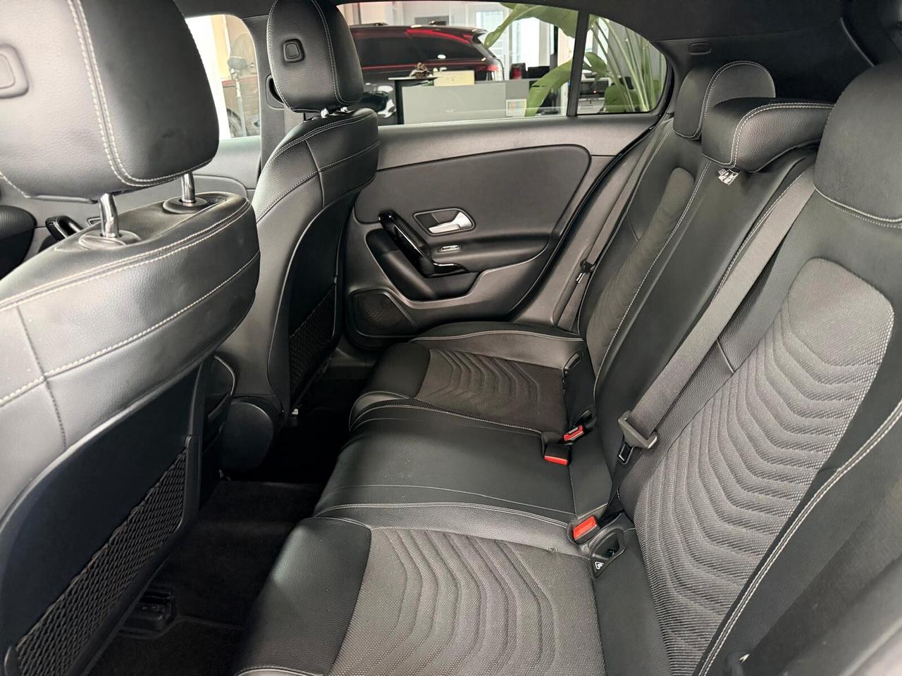 Mercedes-benz A 180 d Automatic Business
