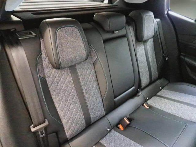 PEUGEOT 408 Hybrid 136 e-DCS6 Allure