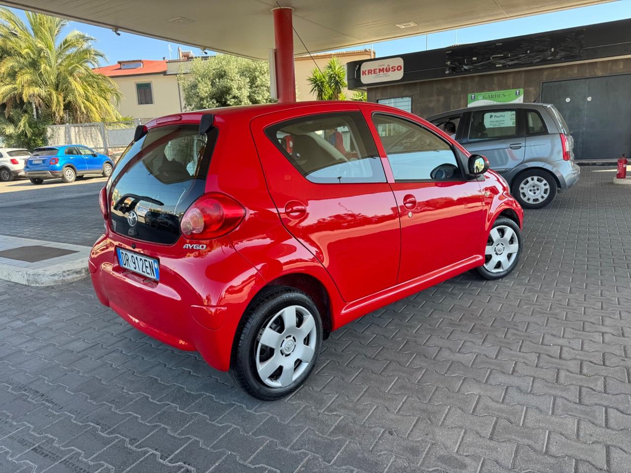 Toyota Aygo 1.0 12V VVT-i 5 porte Sol