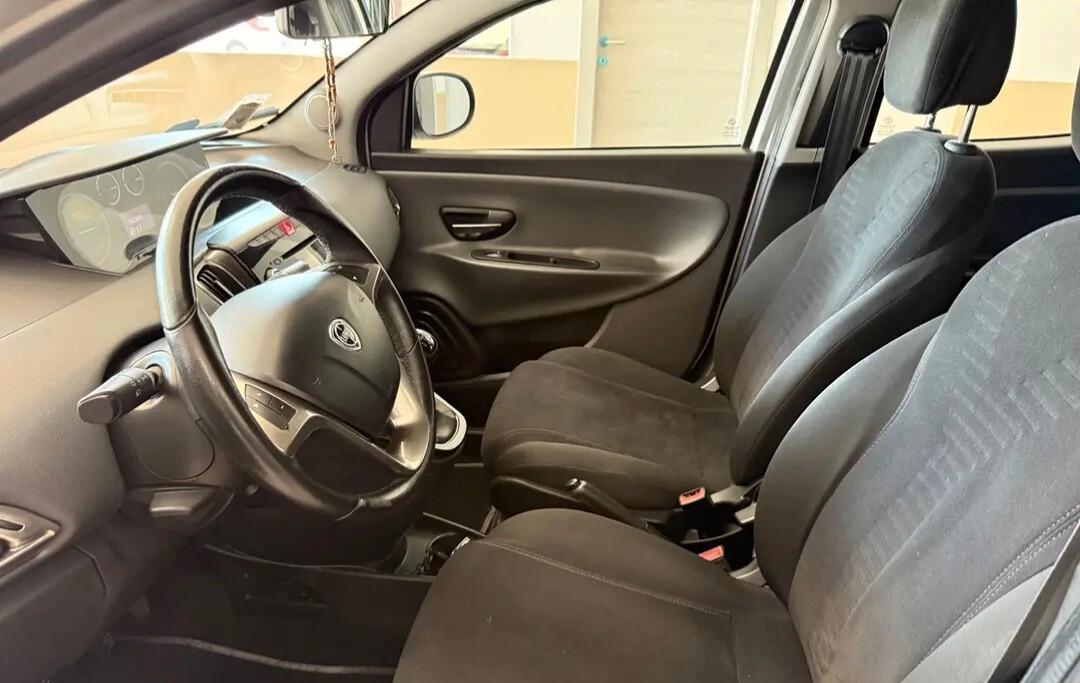 Lancia Ypsilon 1.3 MJT 16V 95 CV