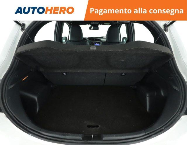 TOYOTA Yaris 1.5 5 porte Lounge