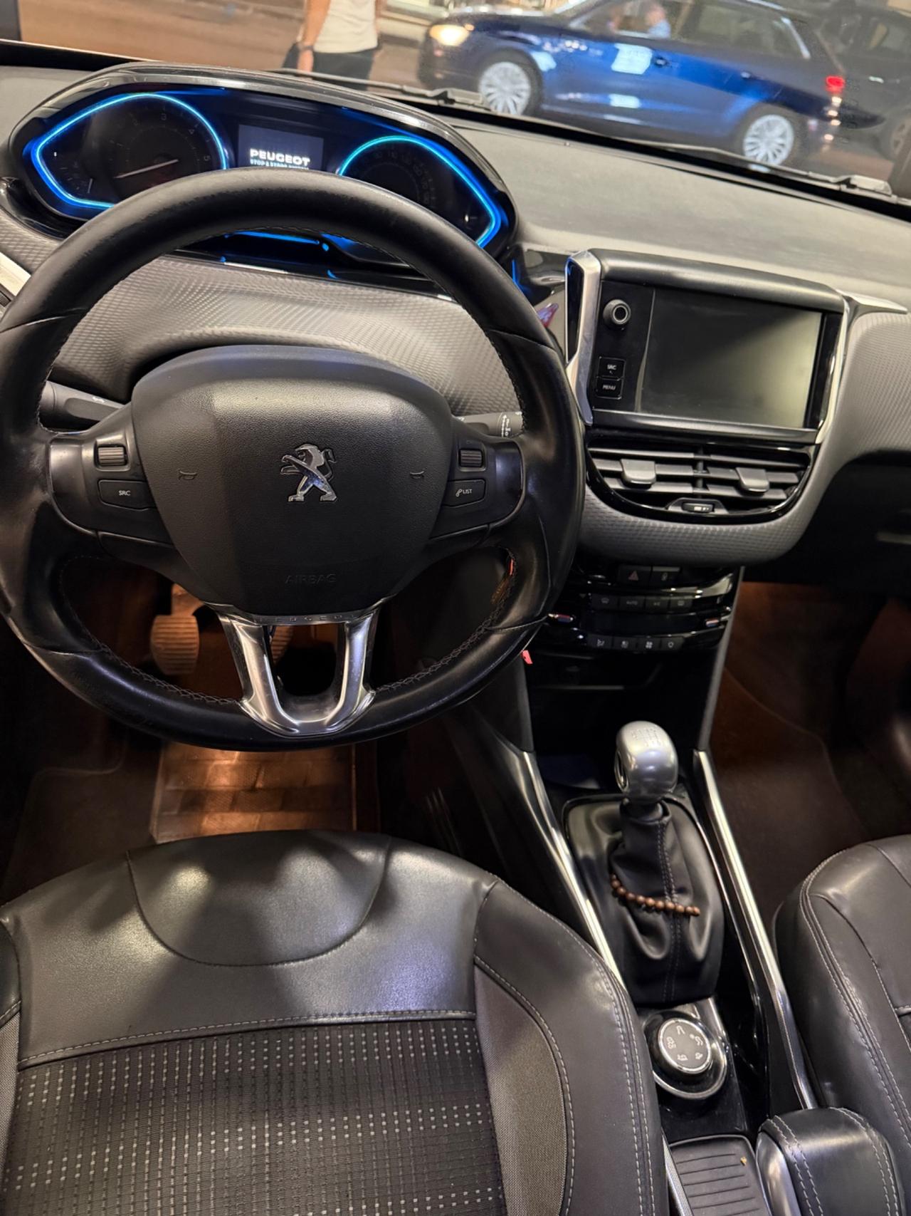 Peugeot 2008 1.6 e-HDi 115 CV Stop&Start Allure