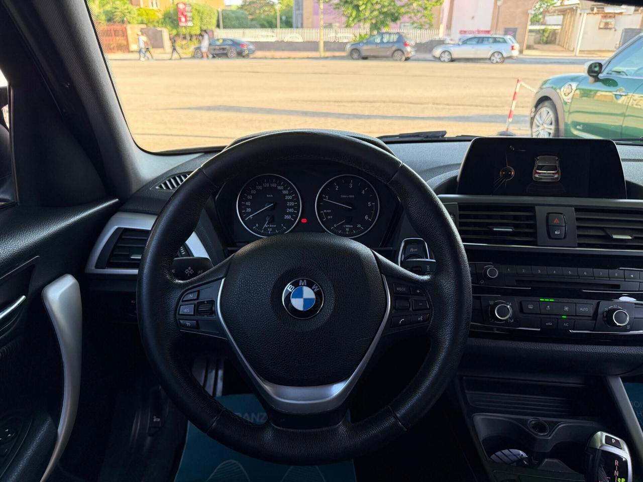 Bmw 118d 5p. Urban