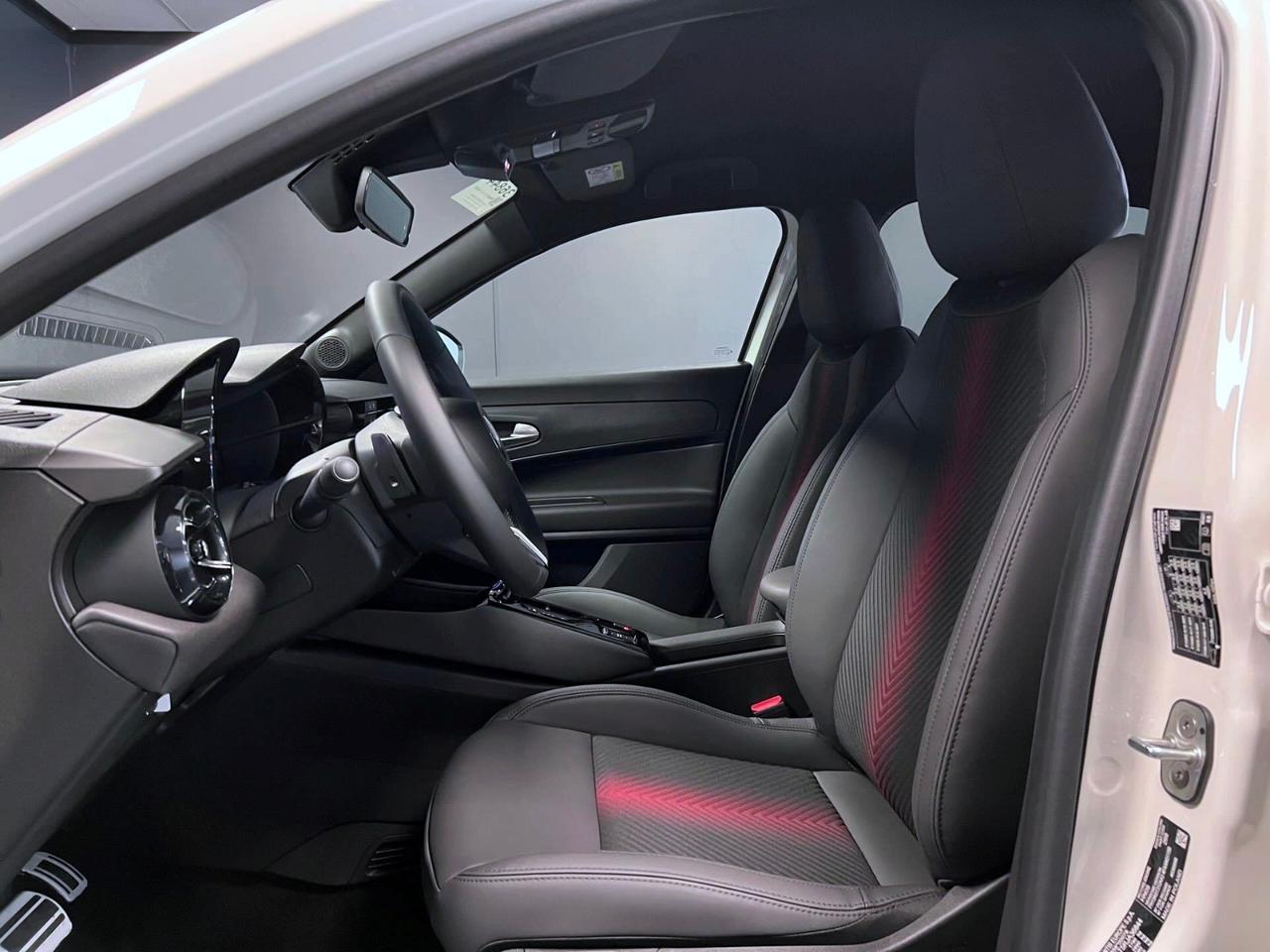 Alfa Romeo Junior 1.2 136 CV Hybrid eDCT6 Speciale