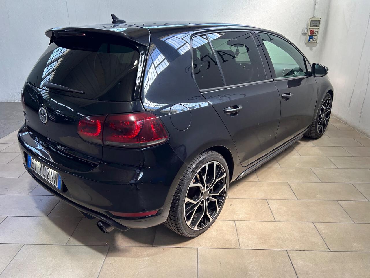 Volkswagen Golf GDI