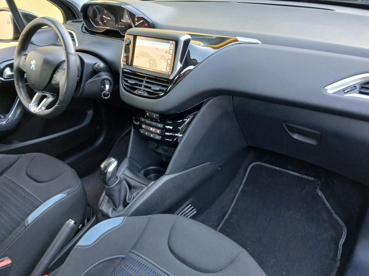 Peugeot 208 1.2 VTi 82 CV 5 porte Limited