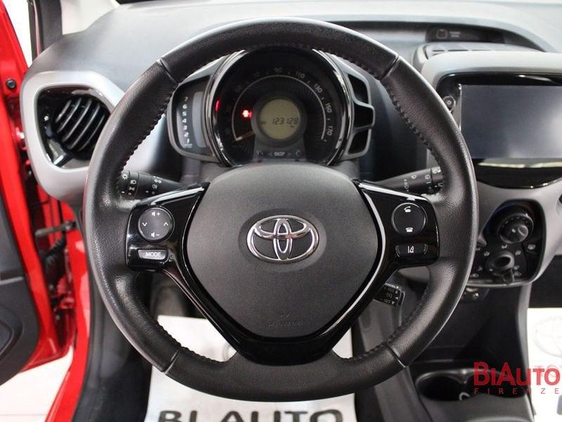 Toyota Aygo Aygo 5p 1.0 x-play 72cv